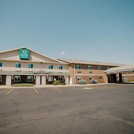 Quality Inn & Suites Watertown Near Prairie Lakes Ice Arena Eksteriør billede